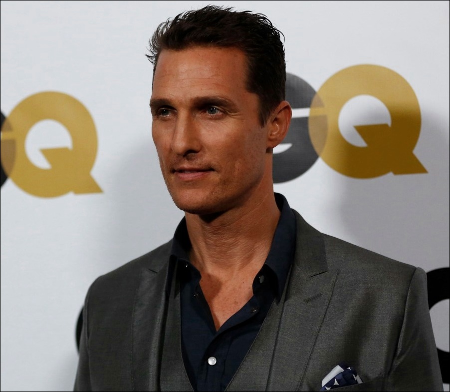 Matthew McConaughey plastische Chirurgie für neues Haar  