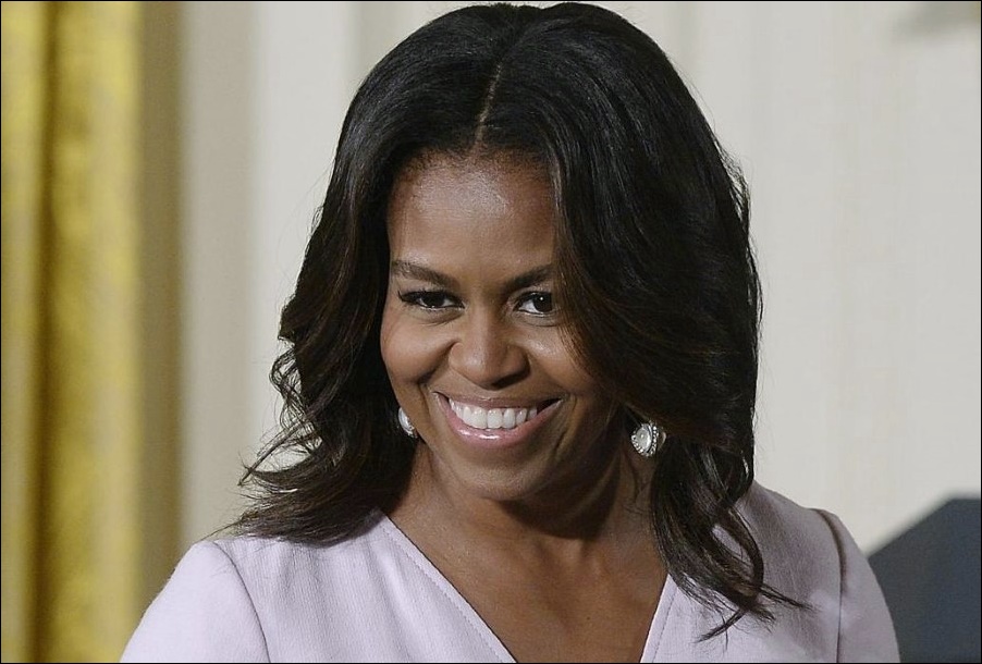 Michelle Obama Amerikas erste Königin und plastische Chirurgie  